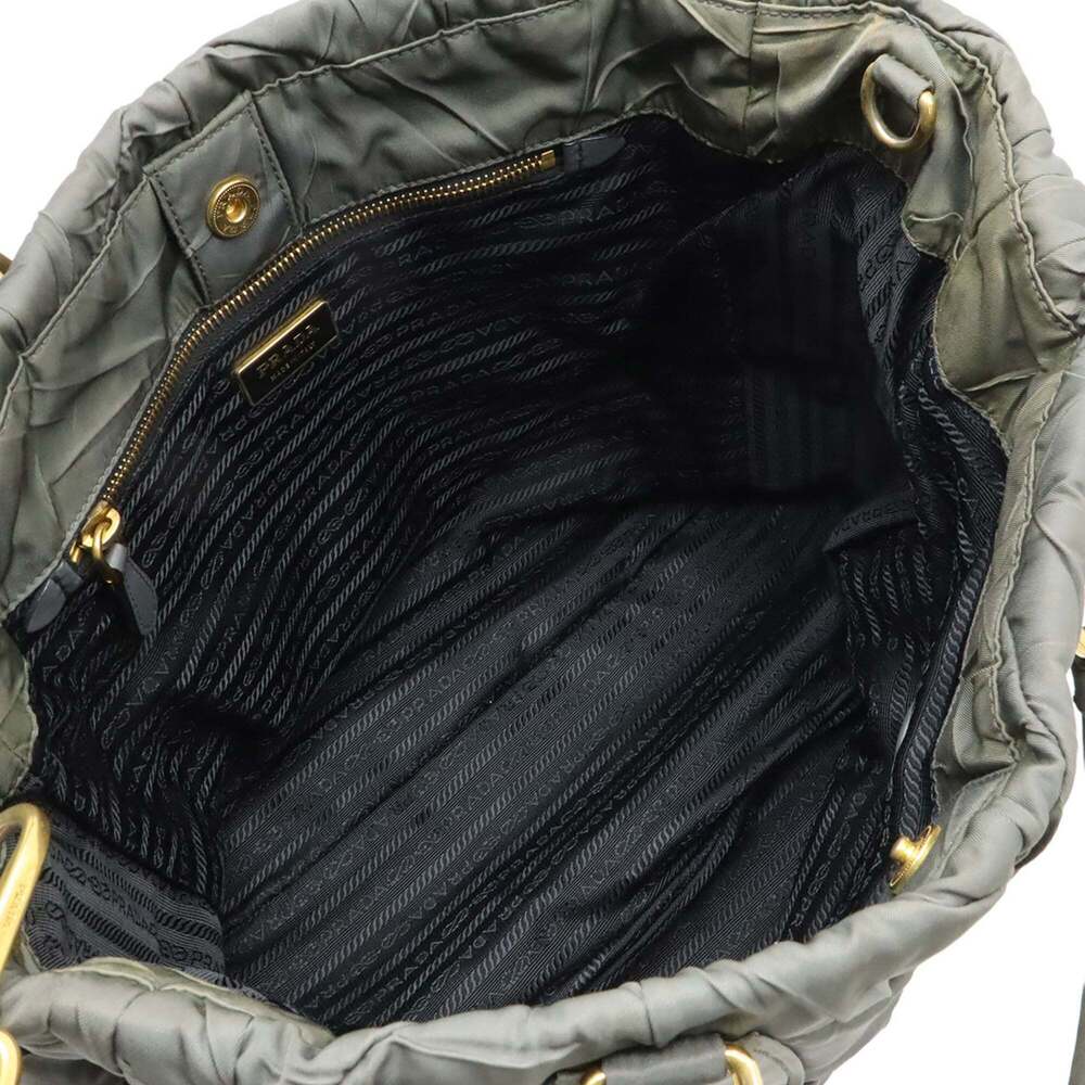 PRADA Green Leather Shoulder Bag - Picture 8 of 10